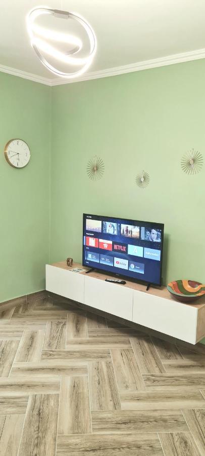 2v1 - Blloku Zy Apartament